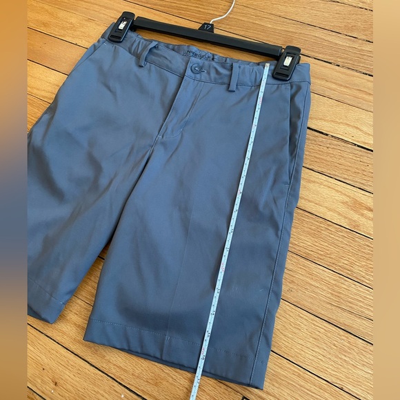 Nike Golf Charcoal Flat Front Shorts Size Medium - Picture 4 of 5